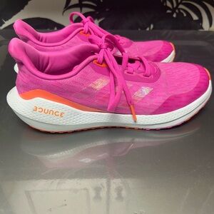 Adidas Bounce Women’s athletic shoes